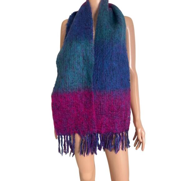 Irish - Donegal Pure New Wool Scarf - Donegal Moss Fleck - Handmade - Ireland - Picture 5 of 5